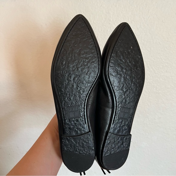 Frye HEATHER BALLET Black Leather Flats Size 6.5 - Picture 7 of 11